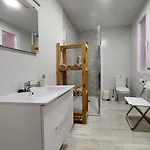 Beautiful Historic Downtown Penthouse 公寓 *